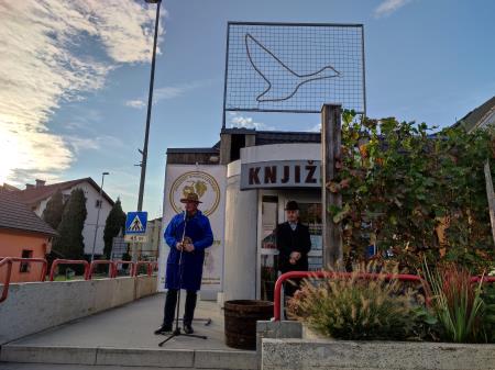 5. Trgatev potomke stare vinske trte