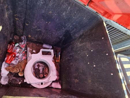 Neustrezno odlaganje odpadkov